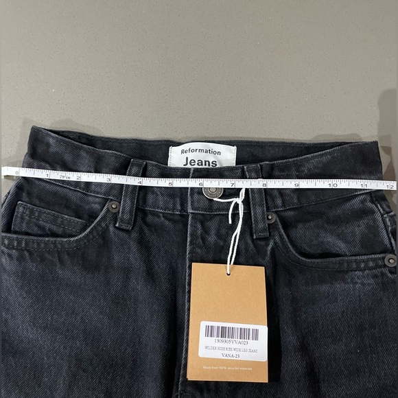 NEW Reformation Wilder High Rise Wide Leg Jeans in Vana - Picture 3 of 11